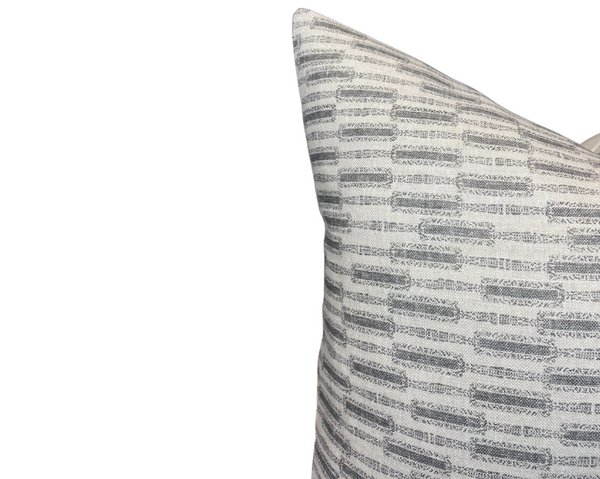 Lacuna Pillow Cover in Kohl