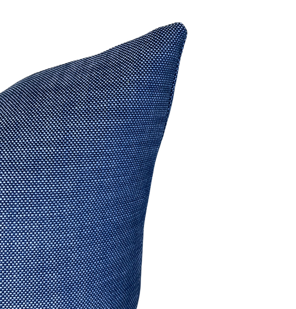 Outdoor Woven Pillow Cover in Blueberry