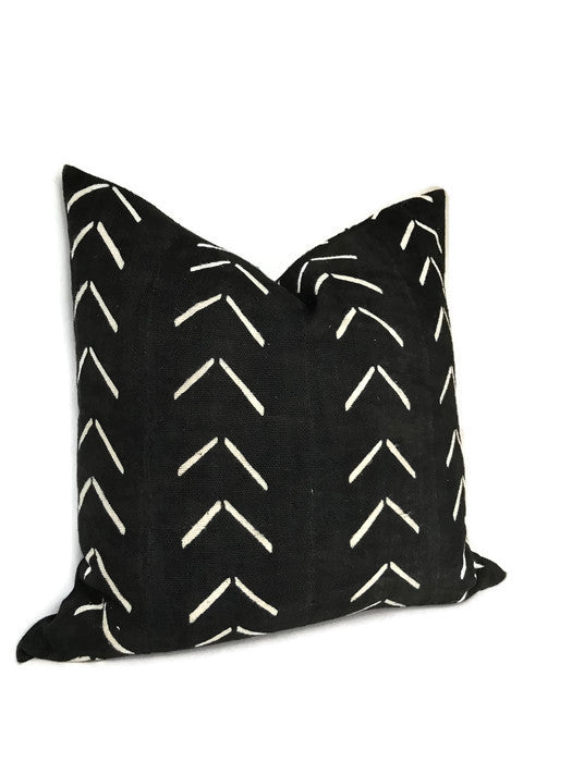 Chevron Print Arrow African Mudcloth Pillow Cover in Black