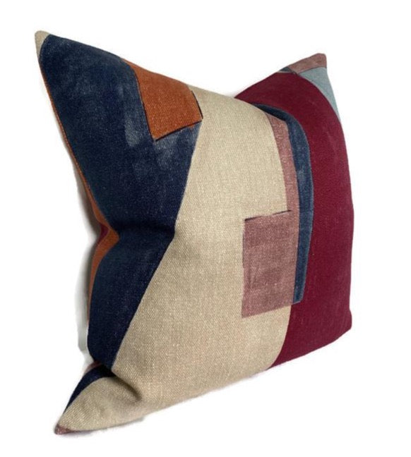 Kelly Wearstler District Pillow Cover in Claret