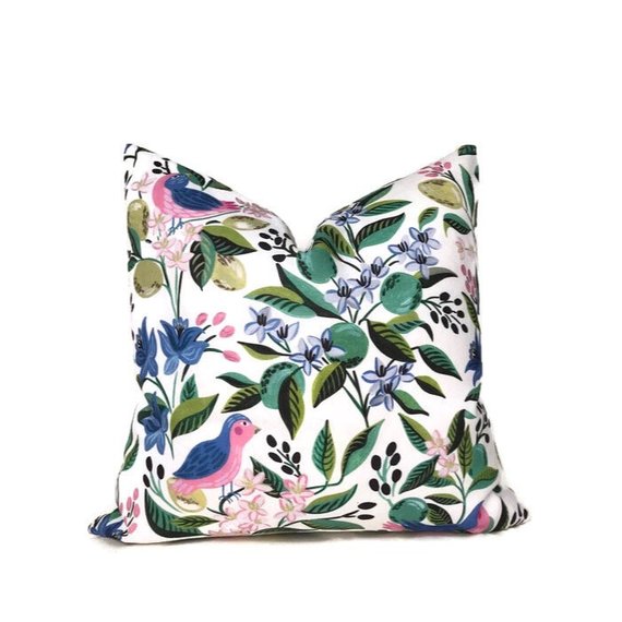 Caitlin Wilson Citron Vert Pillow Cover in Multi