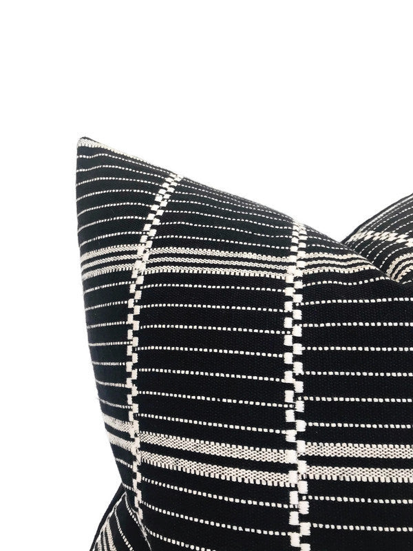 Elliot Pillow Cover in Black